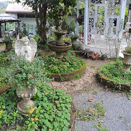 Balmy Hideout Cafe & Homestay Ban Huai Kaeo Bagian luar foto