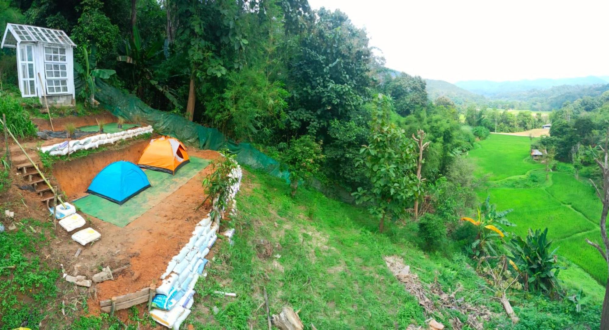 Balmy Hideout Cafe & Homestay Ban Huai Kaeo Bagian luar foto