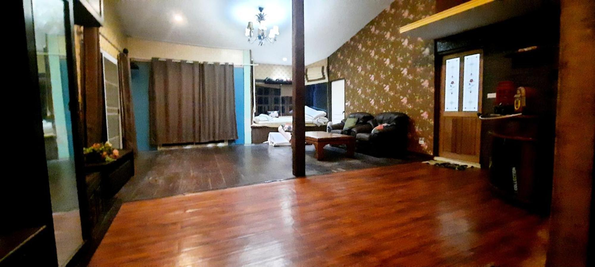 Balmy Hideout Cafe & Homestay Ban Huai Kaeo Bagian luar foto