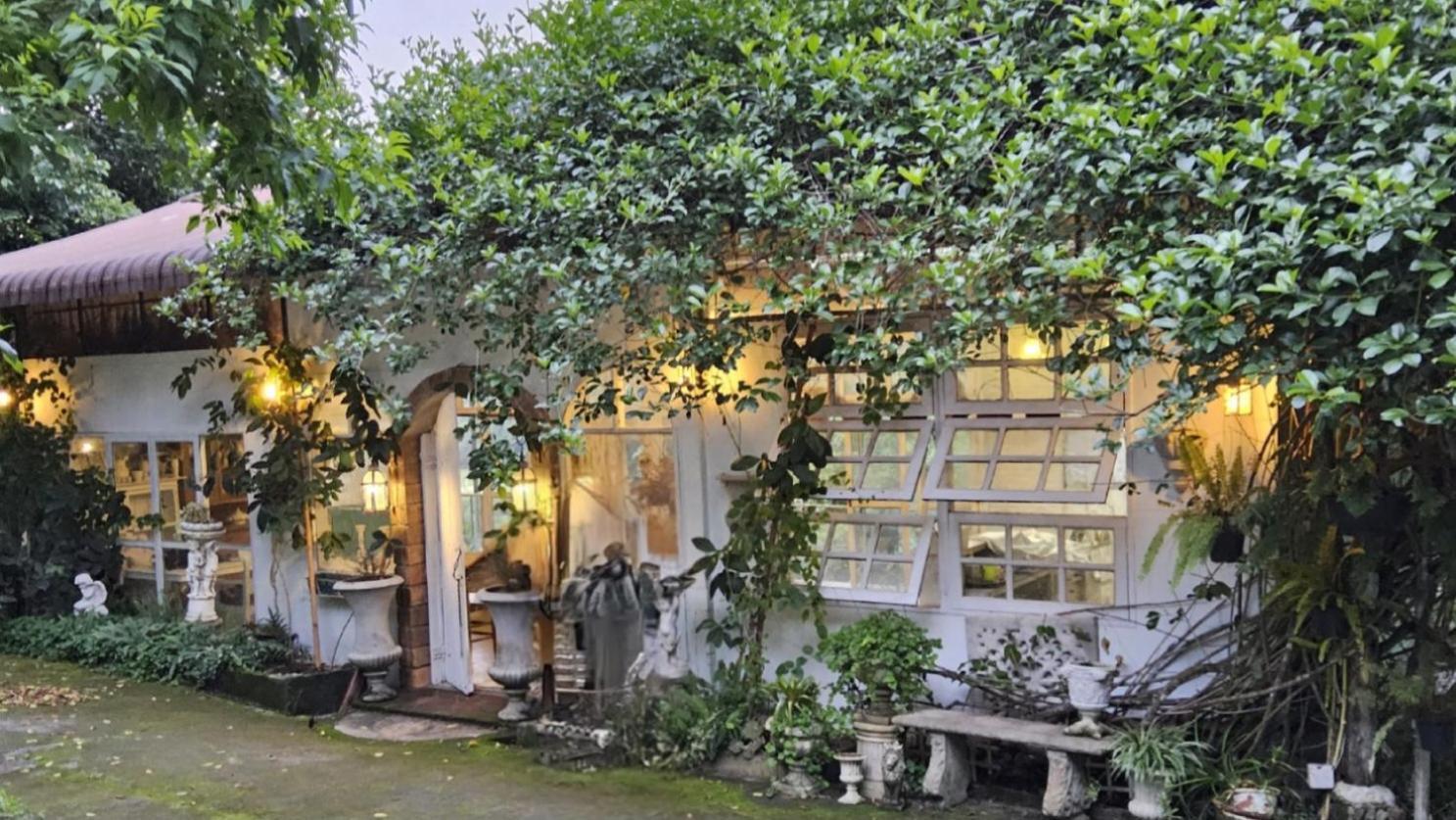 Balmy Hideout Cafe & Homestay Ban Huai Kaeo Bagian luar foto