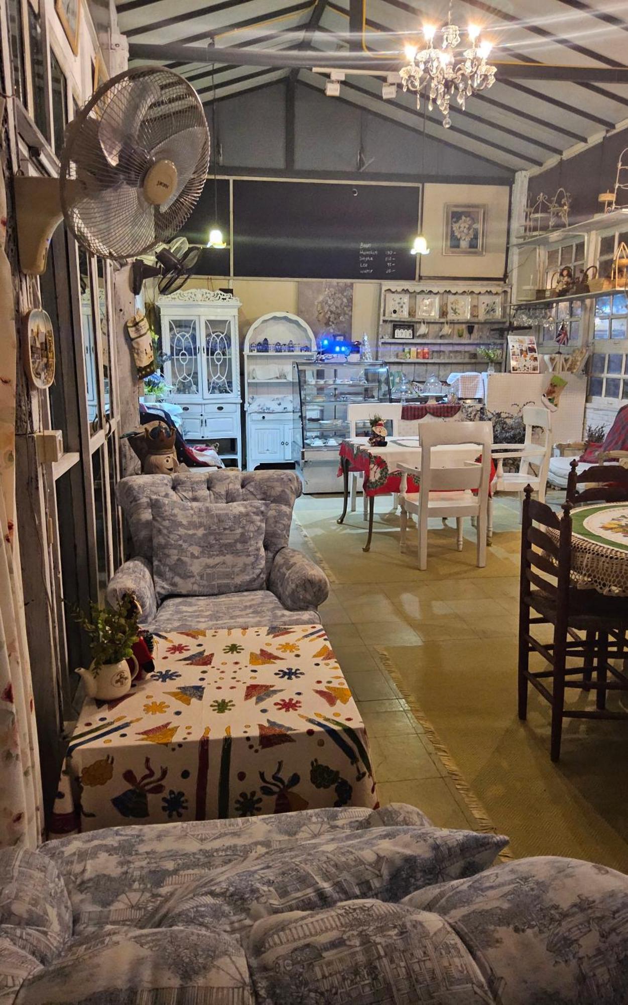 Balmy Hideout Cafe & Homestay Ban Huai Kaeo Bagian luar foto