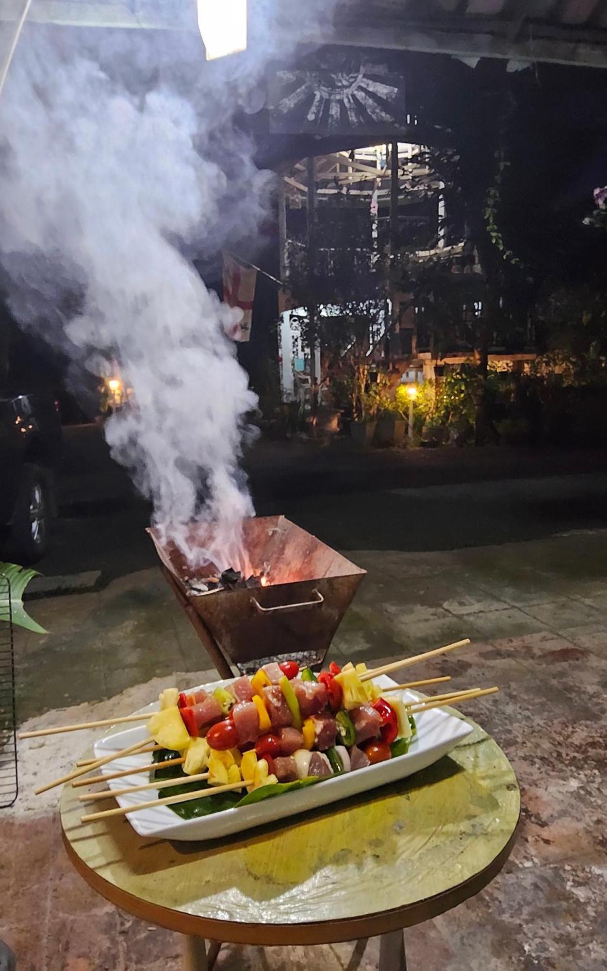 Balmy Hideout Cafe & Homestay Ban Huai Kaeo Bagian luar foto